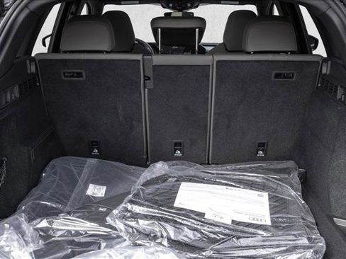 New 2025 Audi Q5 Premium Plus image 22