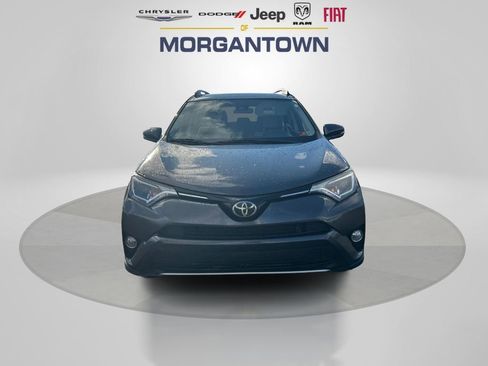 Used 2018 Toyota RAV4 XLE image 2