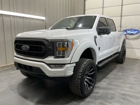 Used 2022 Ford F150 XLT w/ Equipment Group 302A High image 3