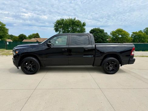 Used 2022 RAM 1500 Big Horn AWD/4WD image 2