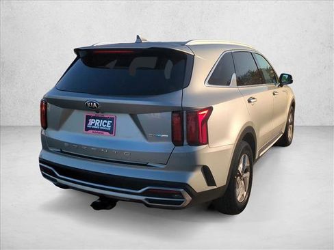 Used 2021 Kia Sorento EX FWD image 5