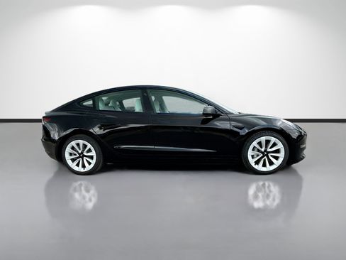 Used 2021 Tesla Model 3 Standard Range Plus RWD image 2