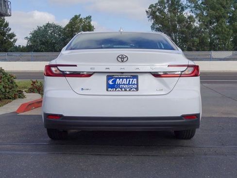 Used 2025 Toyota Camry LE FWD image 6