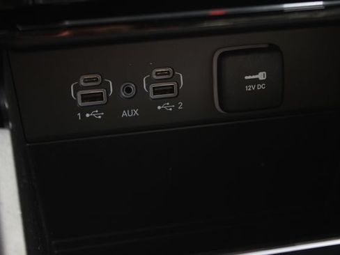 Used 2024 Jeep Grand Cherokee L Limited AWD/4WD image 11