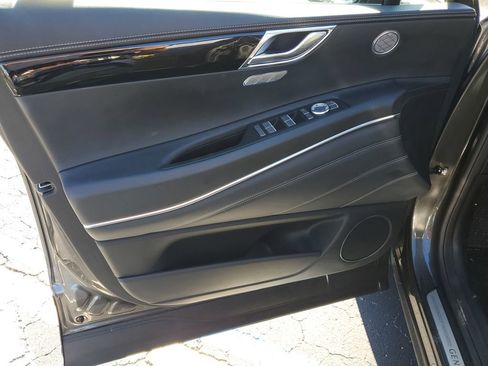 Used 2025 Genesis GV80 2.5T image 25