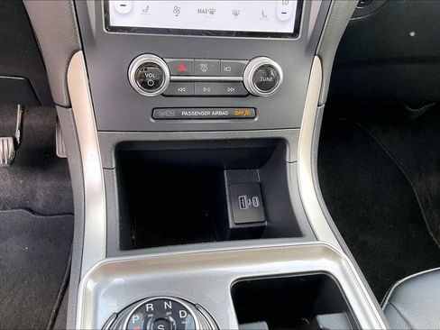 Certified 2024 Ford Edge SEL AWD/4WD image 36