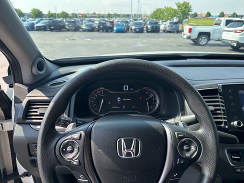 Certified 2021 Honda Ridgeline Sport image 12