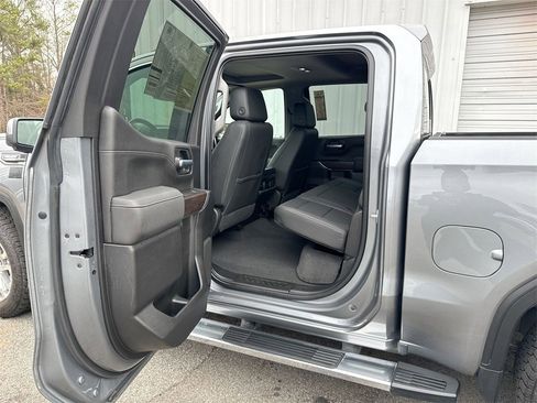 Used 2022 GMC Sierra 1500 SLT w/ SLT Premium Plus Package image 29