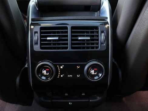 Used 2019 Land Rover Range Rover Sport Supercharged image 31