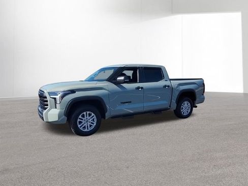 Used 2024 Toyota Tundra SR5 w/ SR5 Convenience Package image 4