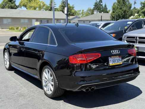 Used 2015 Audi A4 2.0T Premium w/ Audi MMI Navigation FWD image 4