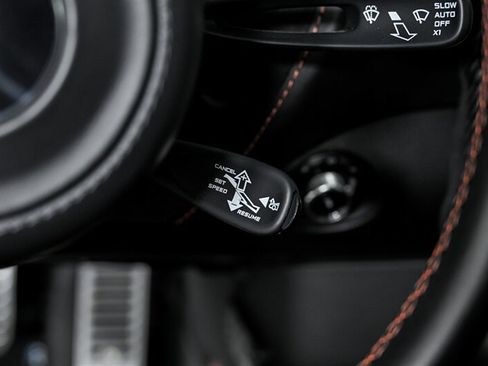Used 2018 McLaren 720S RWD image 25