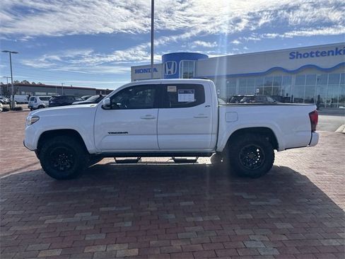 Used 2023 Toyota Tacoma SR5 image 5