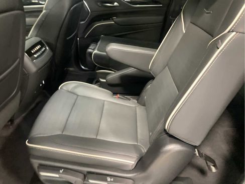 Used 2022 Cadillac Escalade ESV Sport w/ Touring Package image 20