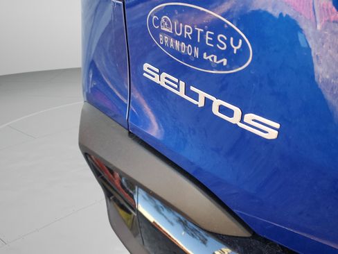 New 2026 Kia Seltos S FWD image 29