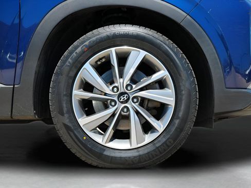 Used 2019 Hyundai Santa Fe AWD image 9