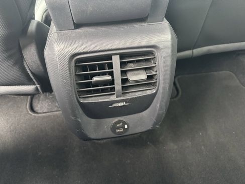 Used 2022 Ford Mustang Mach-E Select image 9