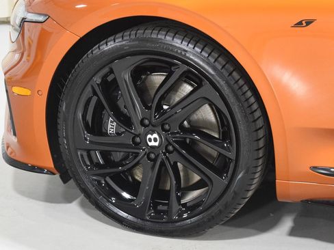New 2026 Bentley Continental GTC AWD/4WD image 17