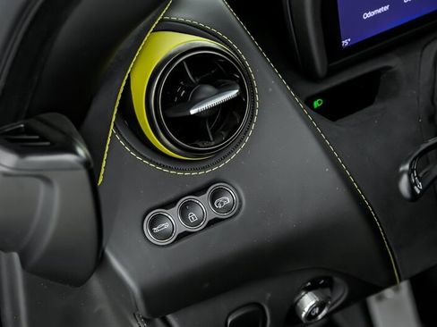 Used 2018 McLaren 720S RWD image 25