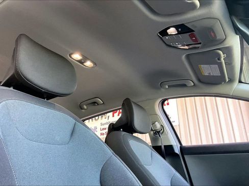 Used 2025 Kia K4 FWD image 15