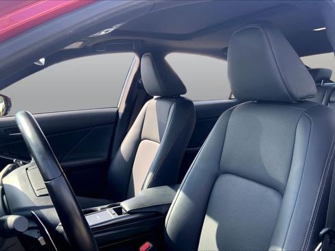 Used 2023 Lexus IS 300 AWD w/ Premium Package image 8