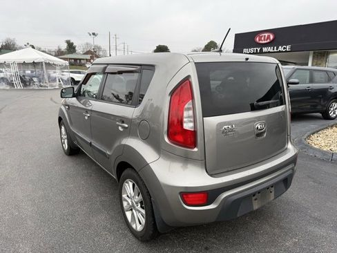 Used 2013 Kia Soul image 6