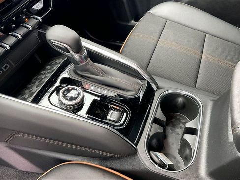 New 2026 GMC Canyon AT4 image 8