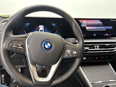 Used 2023 BMW i4 eDrive35 w/ Premium Package RWD image 22