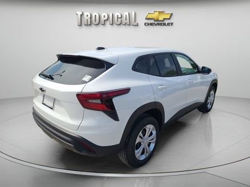 New 2026 Chevrolet Trax LS FWD image 5