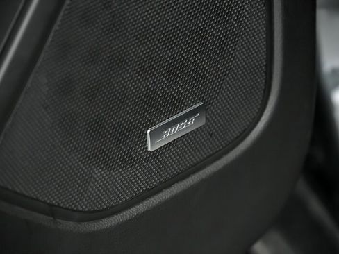 Used 2017 Chevrolet SS RWD image 17