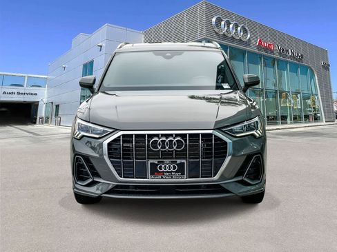 Used 2022 Audi Q3 2.0T Premium Plus w/ Premium Plus Package image 6