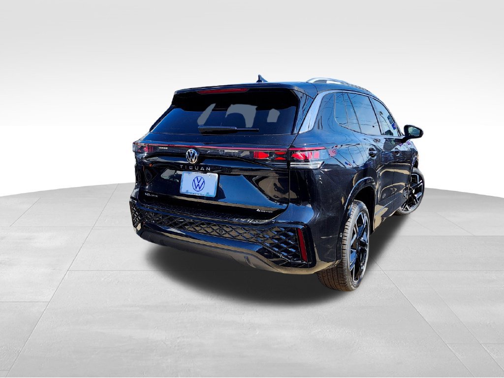 New 2026 Volkswagen Tiguan SEL R-Line AWD/4WD image 6