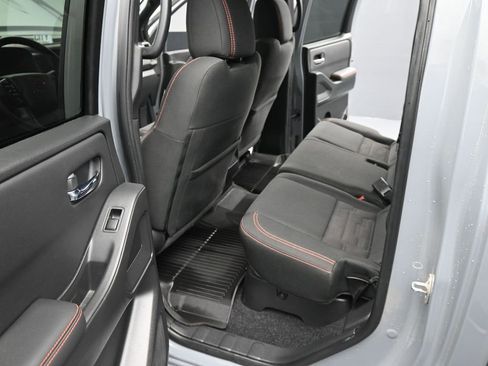 Used 2022 Nissan Frontier PRO-4X w/ Technology Package image 21