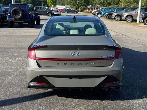 Used 2022 Hyundai Sonata Limited FWD image 6
