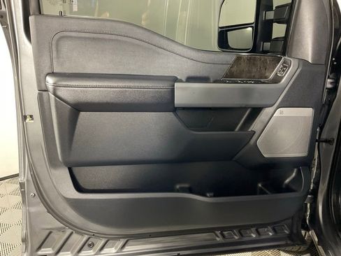 Used 2023 Ford F250 Lariat AWD/4WD image 11