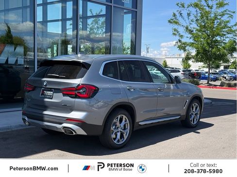 Used 2024 BMW X3 xDrive30i w/ Premium Package AWD/4WD image 5