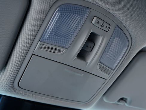 Used 2021 Hyundai Kona Limited FWD image 28