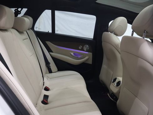 Used 2017 Mercedes-Benz E 400 4MATIC Wagon image 12