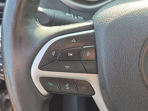 Used 2018 Jeep Cherokee Trailhawk w/ Quick Order Package 27L AWD/4WD image 17