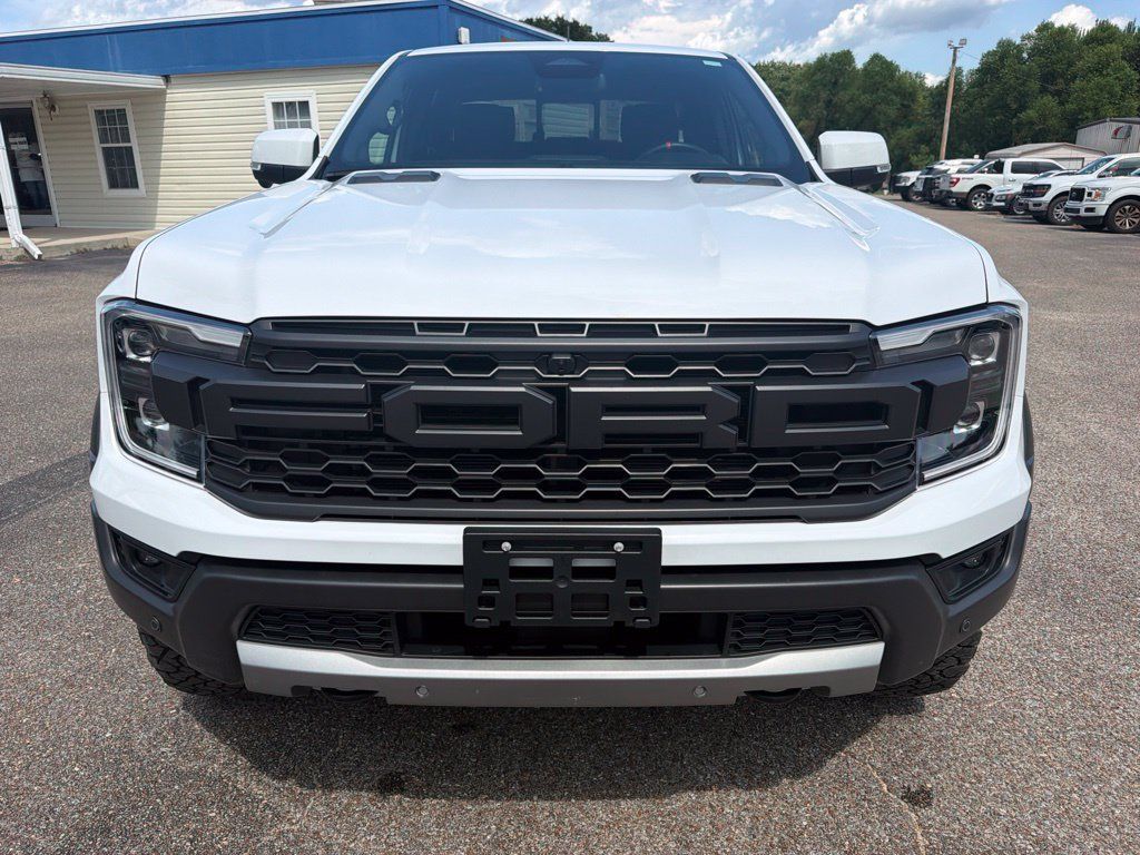 Used 2025 Ford Ranger Raptor AWD/4WD image 2