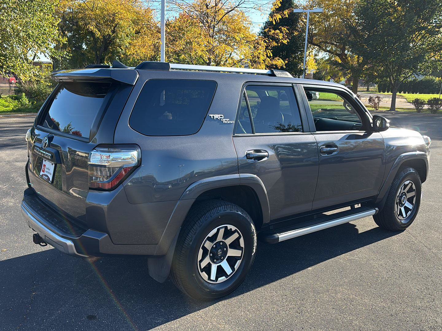 Used 2018 Toyota 4Runner TRD Off-Road Premium AWD/4WD image 11