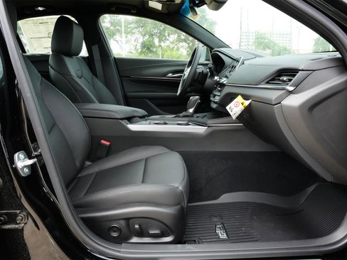 New 2025 Cadillac CT4 Premium Luxury image 25