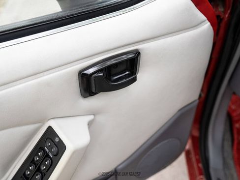 Used 1993 Ford Mustang LX RWD image 43