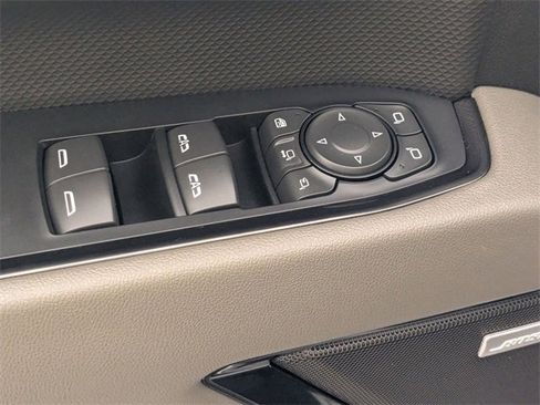 Used 2024 Chevrolet Silverado 2500 ZR2 w/ Technology Package image 12