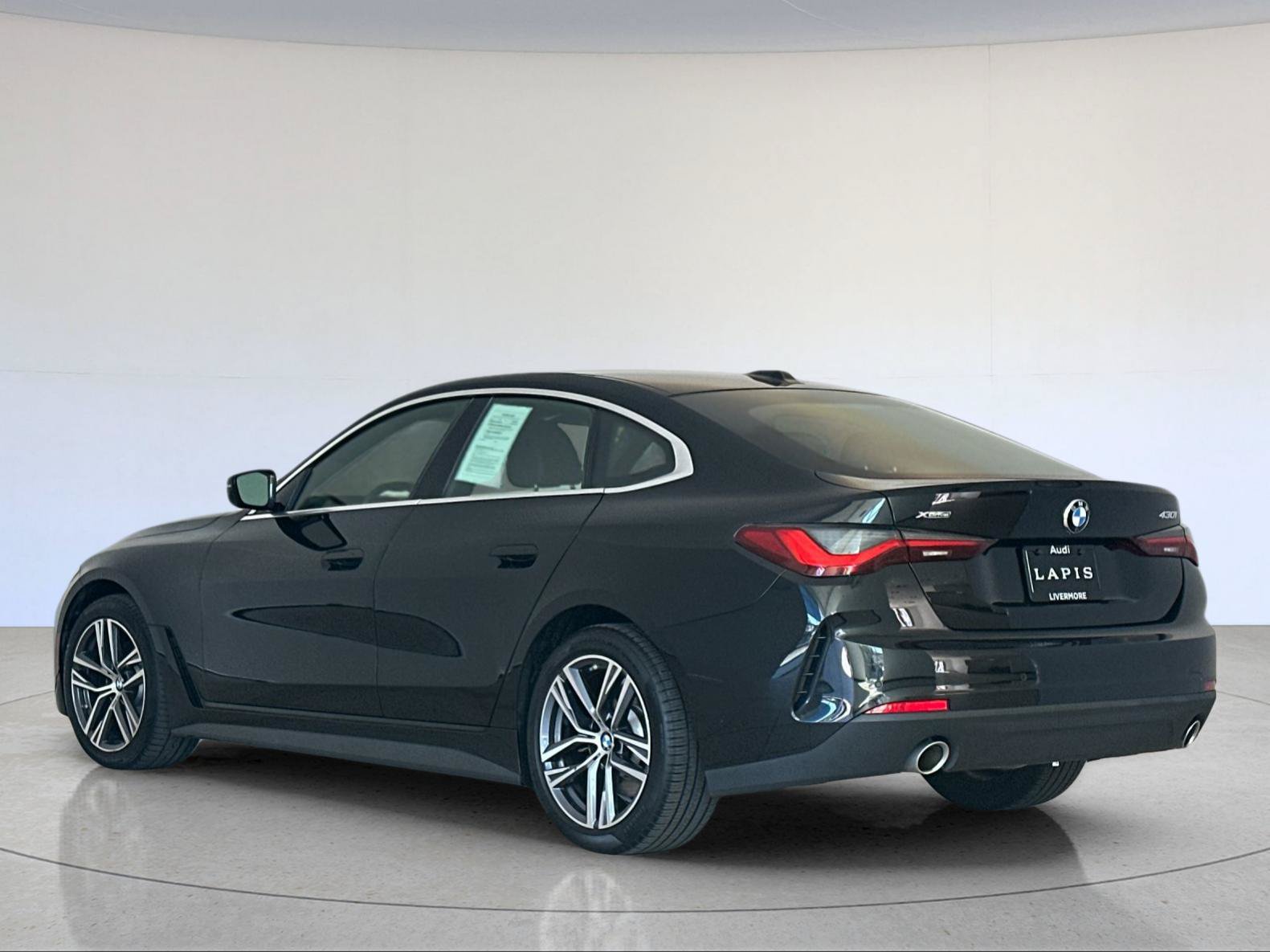 Used 2024 BMW 430i Gran Coupe xDrive w/ Premium Package AWD/4WD image 4