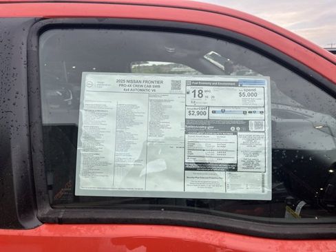 New 2025 Nissan Frontier PRO-4X w/ Pro Convenience Package image 19
