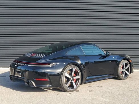 Used 2026 Porsche 911 Carrera 4S AWD/4WD image 7