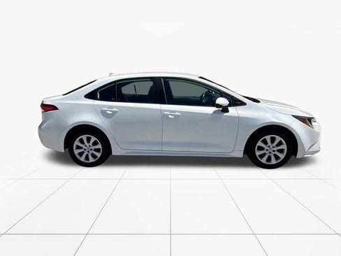 Used 2023 Toyota Corolla LE FWD image 9