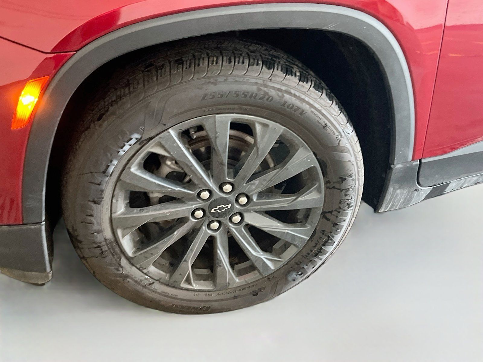 Used 2023 Chevrolet Traverse RS w/ LPO, Floor Liner Package AWD/4WD image 33