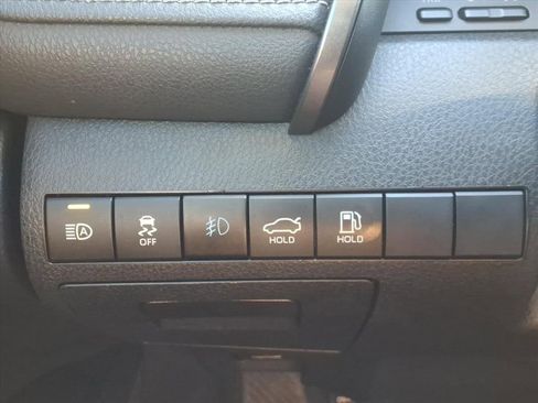 Used 2023 Toyota Camry SE image 20